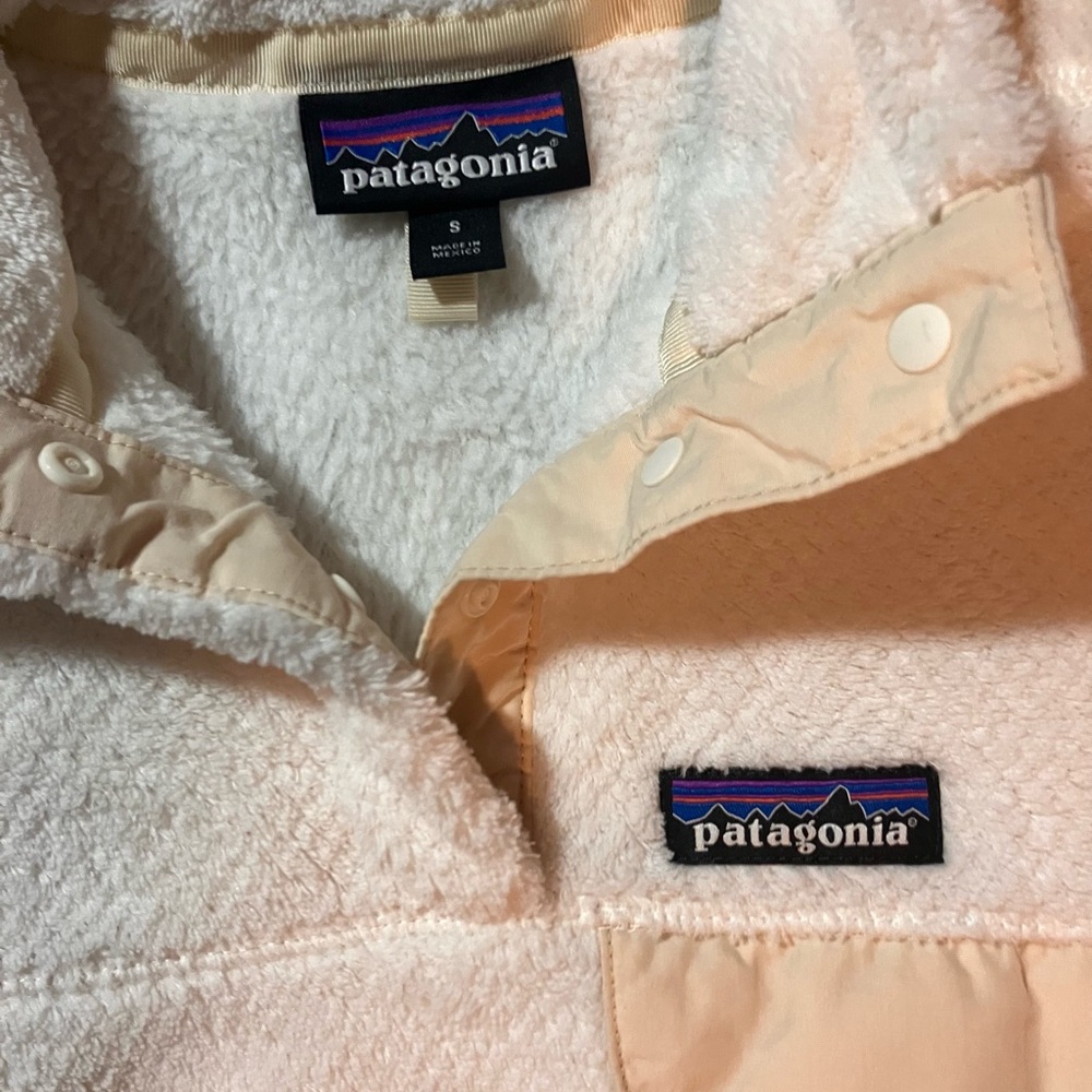 Patagonia Women’s Snap-T Re-Tool Pullover | Ivory | S - Picture 3 of 3